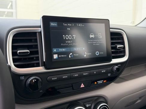 New 2026 Hyundai Venue SEL image 25