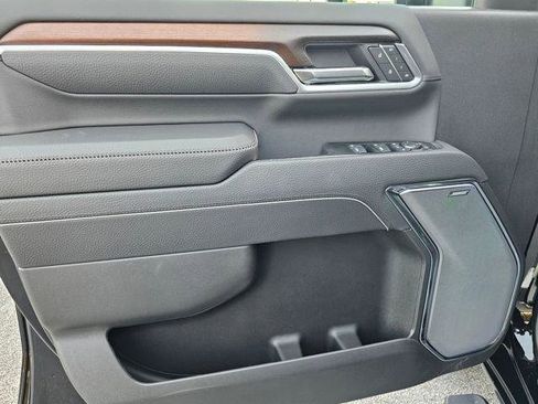 New 2026 GMC Sierra 3500 Denali w/ Technology Package image 19