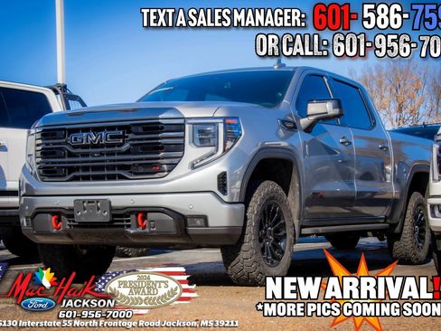 Used 2023 GMC Sierra 1500 AT4 w/ AT4 Premium Package image 1