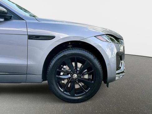 New 2026 Jaguar F-PACE R-Dynamic S AWD/4WD image 6