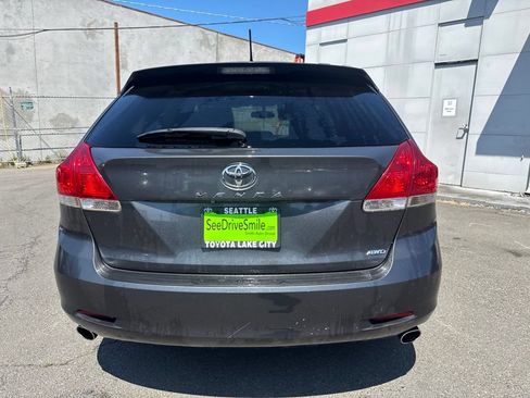 Used 2010 Toyota Venza AWD image 4