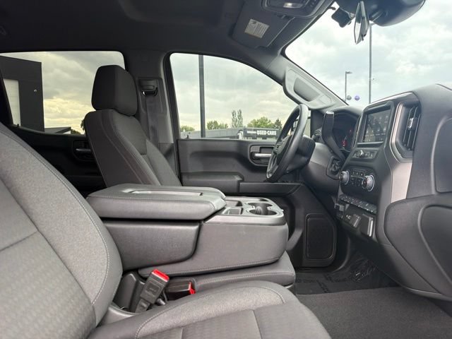 Used 2025 Chevrolet Silverado 1500 Custom Trail Boss w/ LPO, Dark Essentials Package AWD/4WD image 10