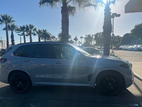 Used 2024 BMW X5 sDrive40i w/ M Sport Package RWD image 4