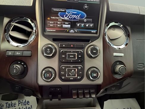 Used 2016 Ford F350 Lariat w/ Lariat Ultimate Package AWD/4WD image 24