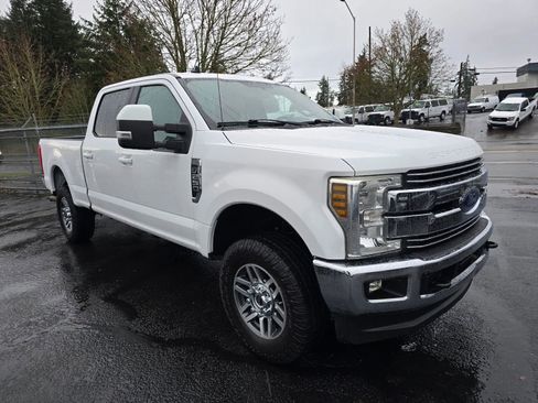 Used 2019 Ford F250 Lariat w/ Lariat Value Package image 7