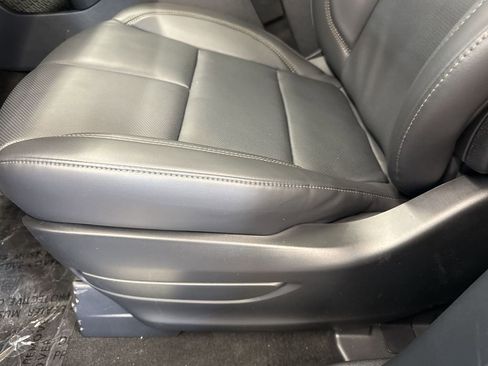New 2026 Lincoln Aviator Reserve w/ Jet Appearance Package AWD/4WD image 14