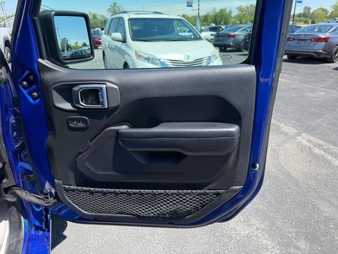 Used 2019 Jeep Wrangler Unlimited Sport S AWD/4WD image 20
