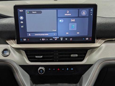 Certified 2026 Ford Explorer Active AWD/4WD image 5
