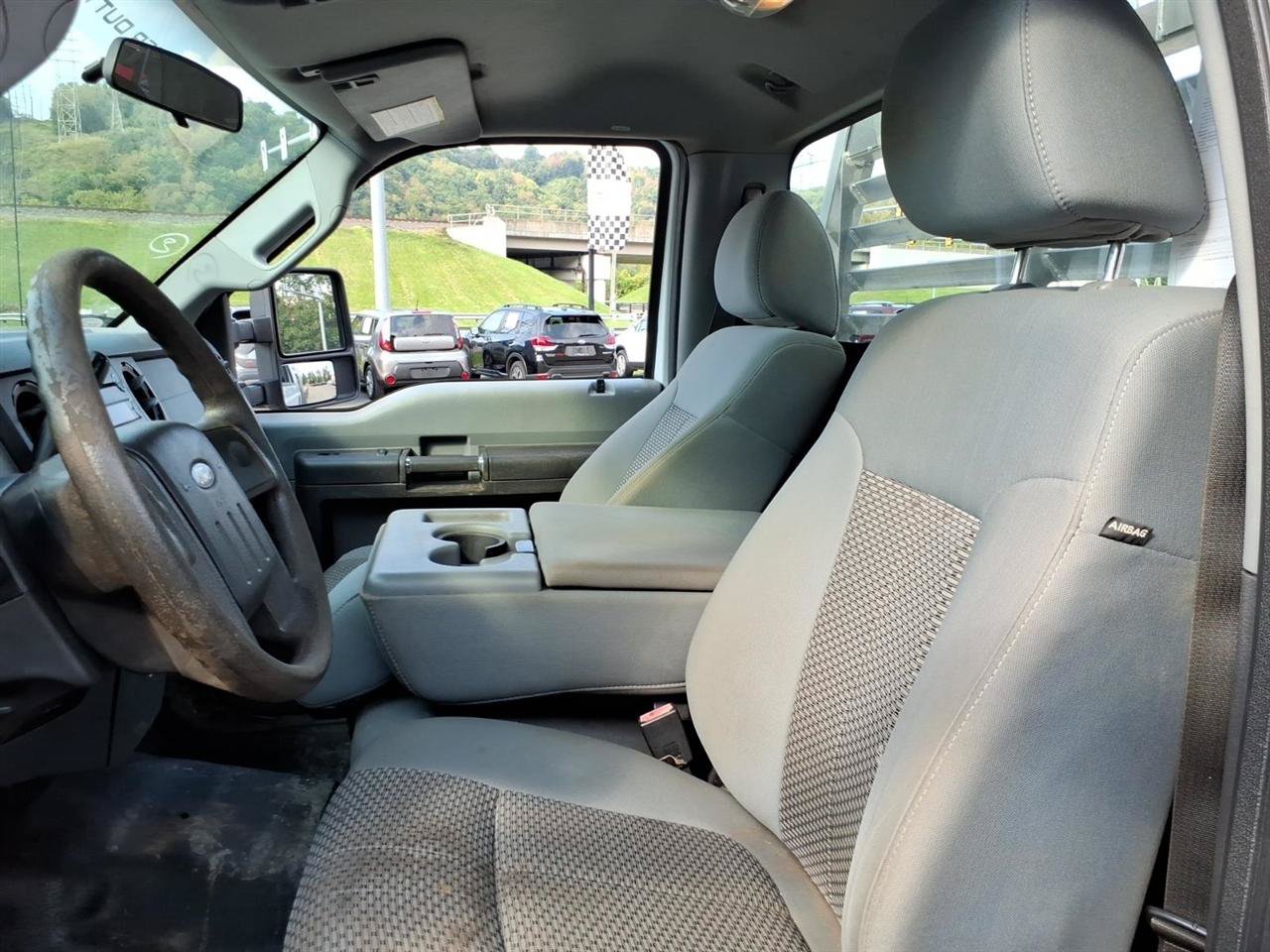 Used 2015 Ford F250 XL w/ Power Equipment Group AWD/4WD image 9