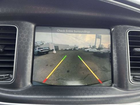 Used 2016 Dodge Charger SXT w/ Navigation & Travel Group image 29