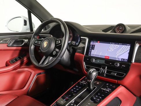 Used 2024 Porsche Macan GTS AWD/4WD image 26