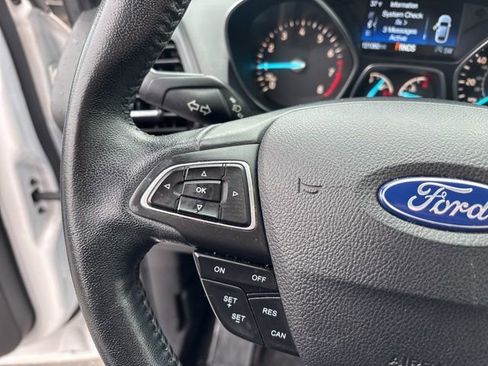 Used 2019 Ford Escape SEL AWD/4WD image 22