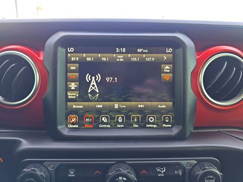 Used 2020 Jeep Gladiator Rubicon image 19