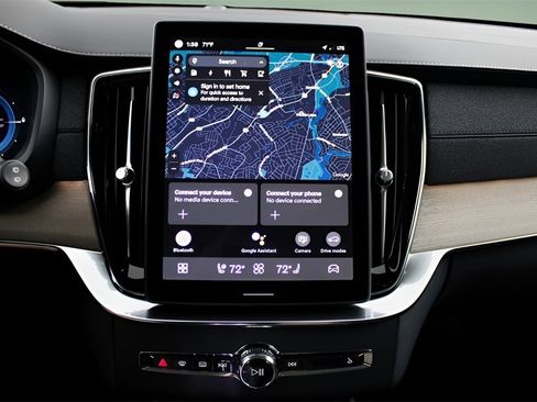 New 2025 Volvo XC90 T8 Core w/ Protection Package image 21