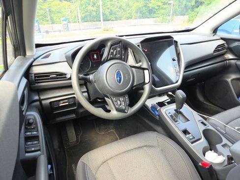 Used 2024 Subaru Crosstrek 2.0i Premium AWD/4WD image 2