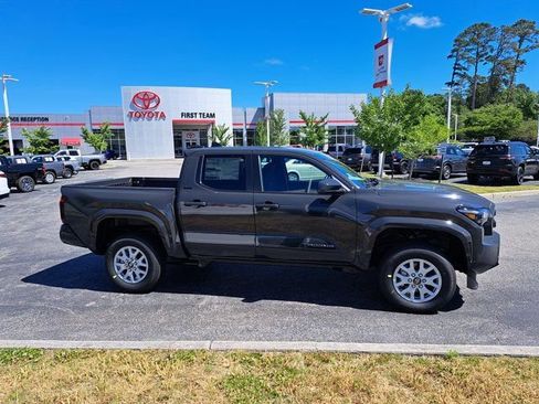 New 2026 Toyota Tacoma SR5 AWD/4WD image 5