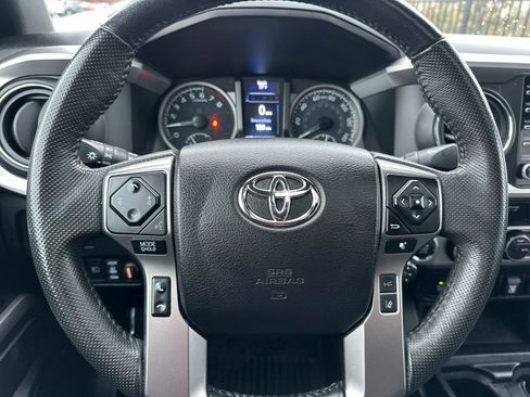 Used 2023 Toyota Tacoma Limited image 23