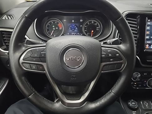Used 2020 Jeep Cherokee Limited AWD/4WD image 18