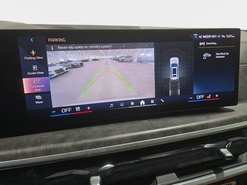 Certified 2024 BMW X7 xDrive40i w/ M Sport Package image 21