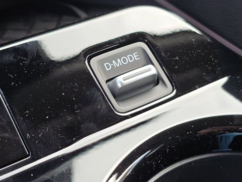 New 2025 Nissan Murano SL image 7