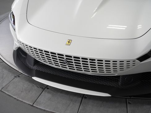 Used 2025 Ferrari Roma Spider image 15