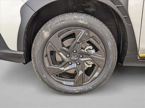 Certified 2025 Subaru Crosstrek 2.5i Sport w/ Crosstrek Mirror Package image 9
