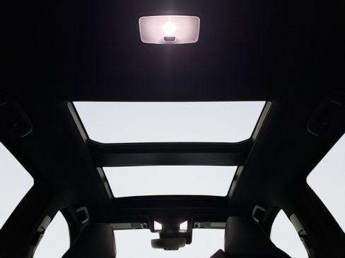 Used 2022 Toyota RAV4 XSE AWD/4WD image 20