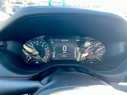 Used 2024 Jeep Compass Trailhawk image 11