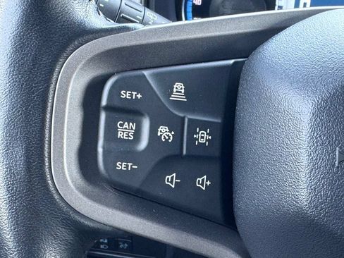 Used 2024 Ford Bronco Badlands AWD/4WD image 9