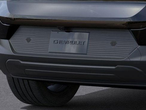 New 2026 Chevrolet Equinox EV LT image 41