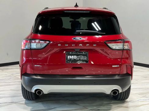 Used 2020 Ford Escape SEL image 7