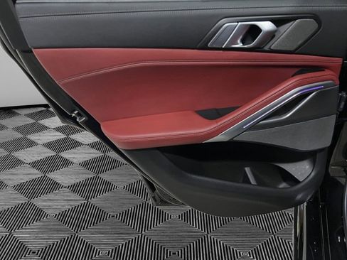 Used 2021 BMW X6 xDrive40i image 21