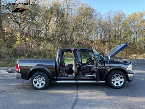 Used 2016 RAM 1500 Laramie Longhorn w/ Convenience Group image 38