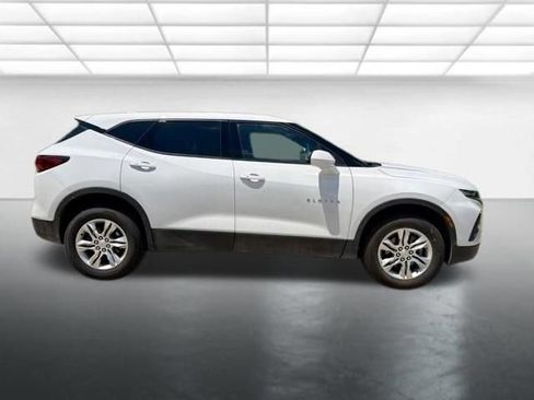 Used 2022 Chevrolet Blazer LT w/ LPO, Floor Liner Package FWD image 2