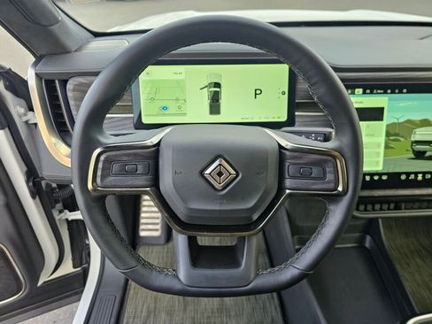 Used 2023 Rivian R1T Adventure image 28