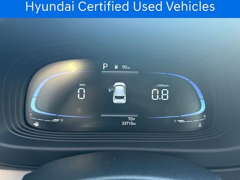 Certified 2025 Hyundai Venue SEL FWD image 22