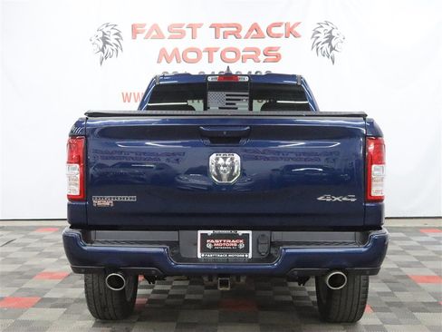 Used 2019 RAM 1500 Big Horn AWD/4WD image 5