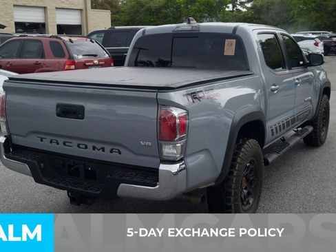 Used 2021 Toyota Tacoma TRD Off-Road image 3