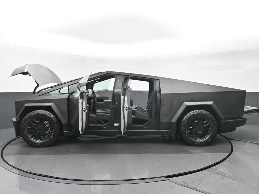 Used 2024 Tesla Cybertruck AWD Crew Cab image 20