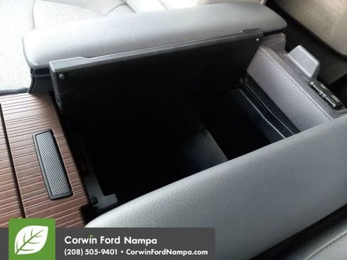 Used 2022 Toyota Sienna LE image 19