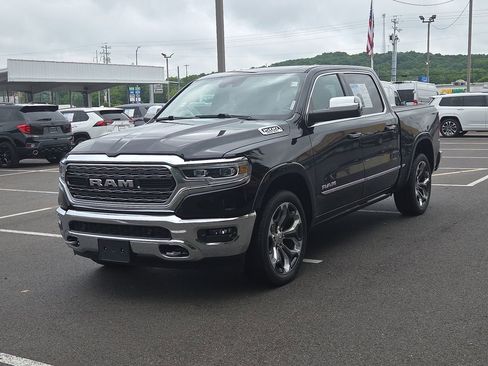 Used 2019 RAM 1500 Limited AWD/4WD image 7