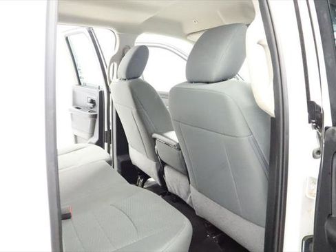Certified 2018 RAM 1500 Express w/ Express Value Package AWD/4WD image 25