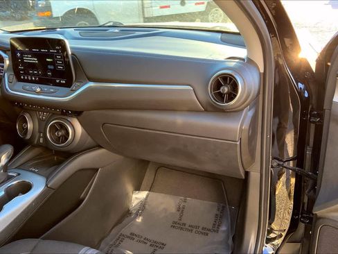 Used 2024 Chevrolet Blazer LT w/ Convenience Package image 18