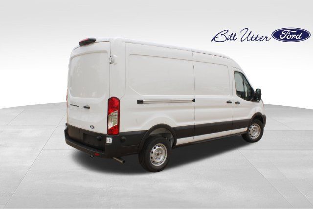 New 2026 Ford Transit 250 148 Medium Roof w/ Load Area Protection Package RWD image 3