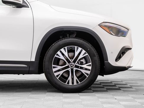 New 2026 Mercedes-Benz GLA 250 GLA 250 image 33