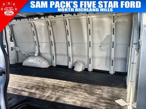 Used 2023 GMC Savana 2500 Extended w/ Driver Convenience Package image 27