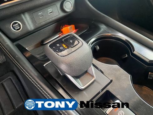 Used 2023 Nissan Rogue SL w/ SL Premium Package FWD image 35
