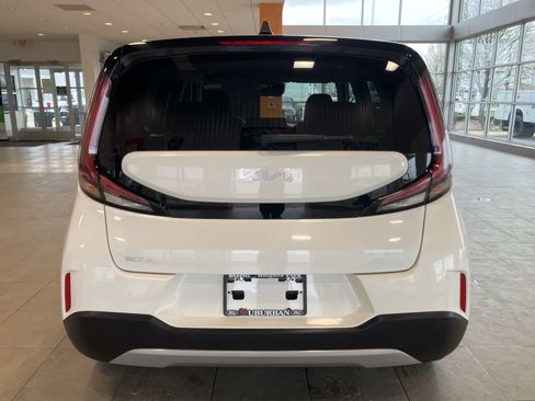 Used 2024 Kia Soul LX w/ Option Group 015 image 6