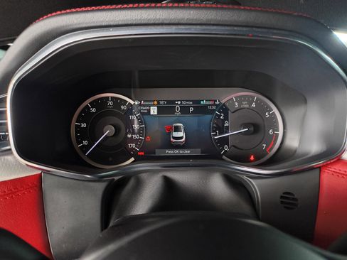 Used 2023 Jaguar F-PACE R-Dynamic S image 16