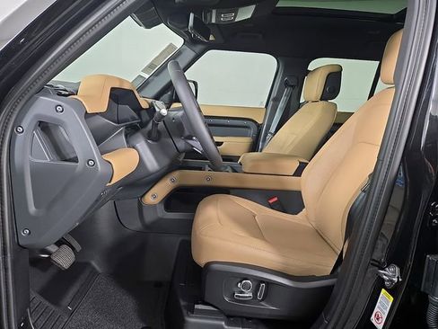 New 2026 Land Rover Defender 130 X-Dynamic SE AWD/4WD image 13